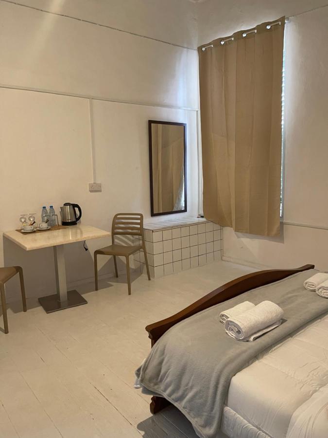 레메소스 Cornaro Fine Arts Center 아파트 외부 사진